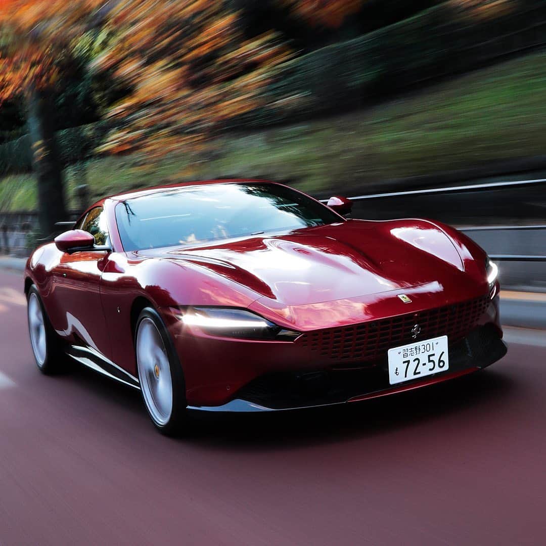 Ferrari Japanさんのインスタグラム写真 - (Ferrari JapanInstagram)「山道を駆け抜ける #FerrariRoma 。秋の装いと紅葉に溶けこむフェラーリローマのエレガンスをご覧ください。  #Ferrari #Japan #フェラーリ #フェラーリローマ #スーパーカー #スポーツカー #箱根」11月27日 15時27分 - ferrarijpn