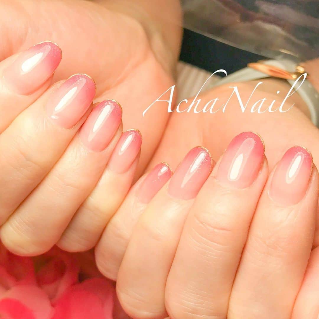 AchaNailのインスタグラム：「大人グラデーションネイル💖﻿ ﻿ https://ameblo.jp/acha-nail/entry-12639919780.html﻿ ﻿ #ネイル #ジェルネイル #フィルイン #フィルイン導入サロン #南池袋 #池袋 #池袋ネイルサロン #ネイルデザイン #グラデーションネイル #シンプルネイル #うるつやネイル #ちゅるんネイル #大人ネイル #オフィスネイル #スキニーフレンチ #ピンクネイル #locari #Nails #AchaNail #NailStagram #InstaNails #Nailart #JapaneseNailart #NailDesign #Gelnails #kawaii #네일 #日式美甲 #gradationnails #pinknails」