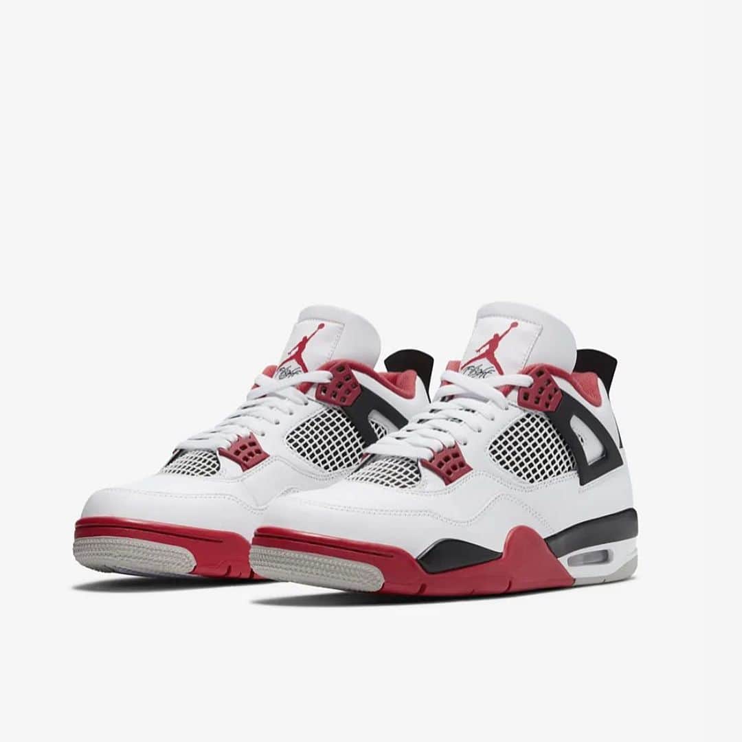 UNITED ARROWS & SONSさんのインスタグラム写真 - (UNITED ARROWS & SONSInstagram)「【 Info 】﻿ ＜ NIKE AIR JORDAN 4 FIRE RED ＞﻿ 1989年2月に誕生して以来、初の元祖カラーの復刻版を11月28日(土) 11:00からユナイテッドアローズ＆サンズ オンラインストアで発売いたします。店舗での発売はございません。ご了承ください。﻿ ﻿ The first reprint of the original color will be on sale at the UNITED ARROWS & SONS online store from 11:00 on 28th November. It will not be sold in stores. Please note.  #nike #AirJordan4 #UnitedArrowsAndSons」11月27日 16時07分 - unitedarrowsandsons