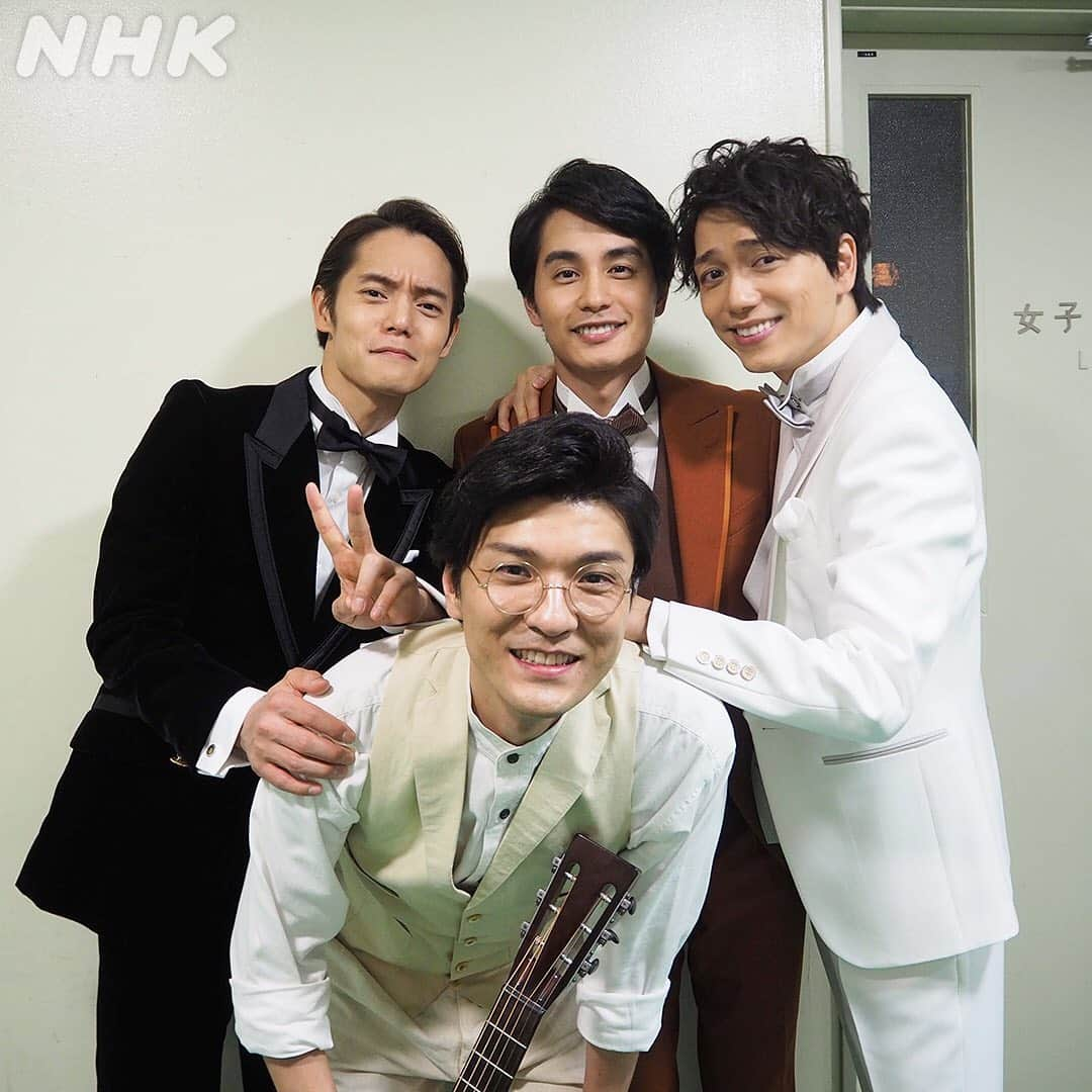 NHK 連続テレビ小説「エール」さんのインスタグラム写真 - (NHK 連続テレビ小説「エール」Instagram)「#福島三羽ガラスと藤堂先生✨ 子ども時代の三羽ガラスとの記念ショットも📷👏  #栄冠は君に輝く でデュエットした森山さんと山崎さん🎤🎸  #フランチェスカの鐘 を歌い上げた堀内さんと、森山さんの夫婦ショットも📷   #朝ドラエール #エールコンサート #窪田正孝 #中村蒼 #山崎育三郎 #森山直太朗 #堀内敬子 #石田星空 #込江大牙 #山口太幹」11月27日 16時11分 - nhk_yell