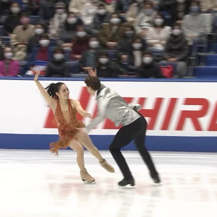 ISUグランプリシリーズのインスタグラム：「Reigning Japanese champions Misato Komatsubara and Tim Koleto 🇯🇵 take the lead after the Rhythm Dance at the NHK Trophy!   Take a look at their performance.. 😍⬇  #GPFigure #FigureSkating」