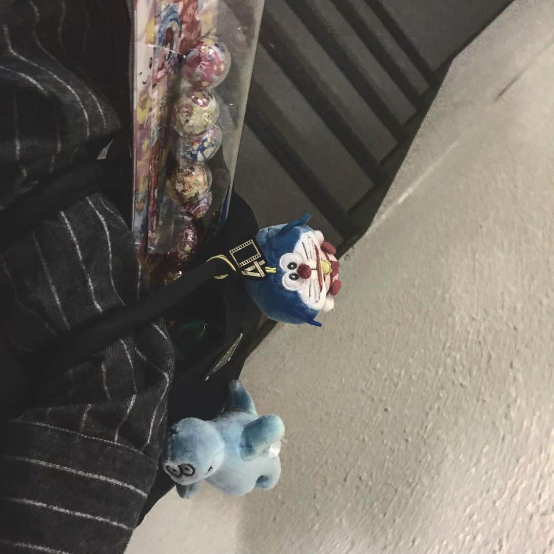 坂本澪香さんのインスタグラム写真 - (坂本澪香Instagram)「青とか差し色すぎん？ ツインクル‼︎ﾄﾞﾔ じゃないんだよ取ってもらったんだろ」11月27日 18時23分 - mxshiroxsocka_s1278