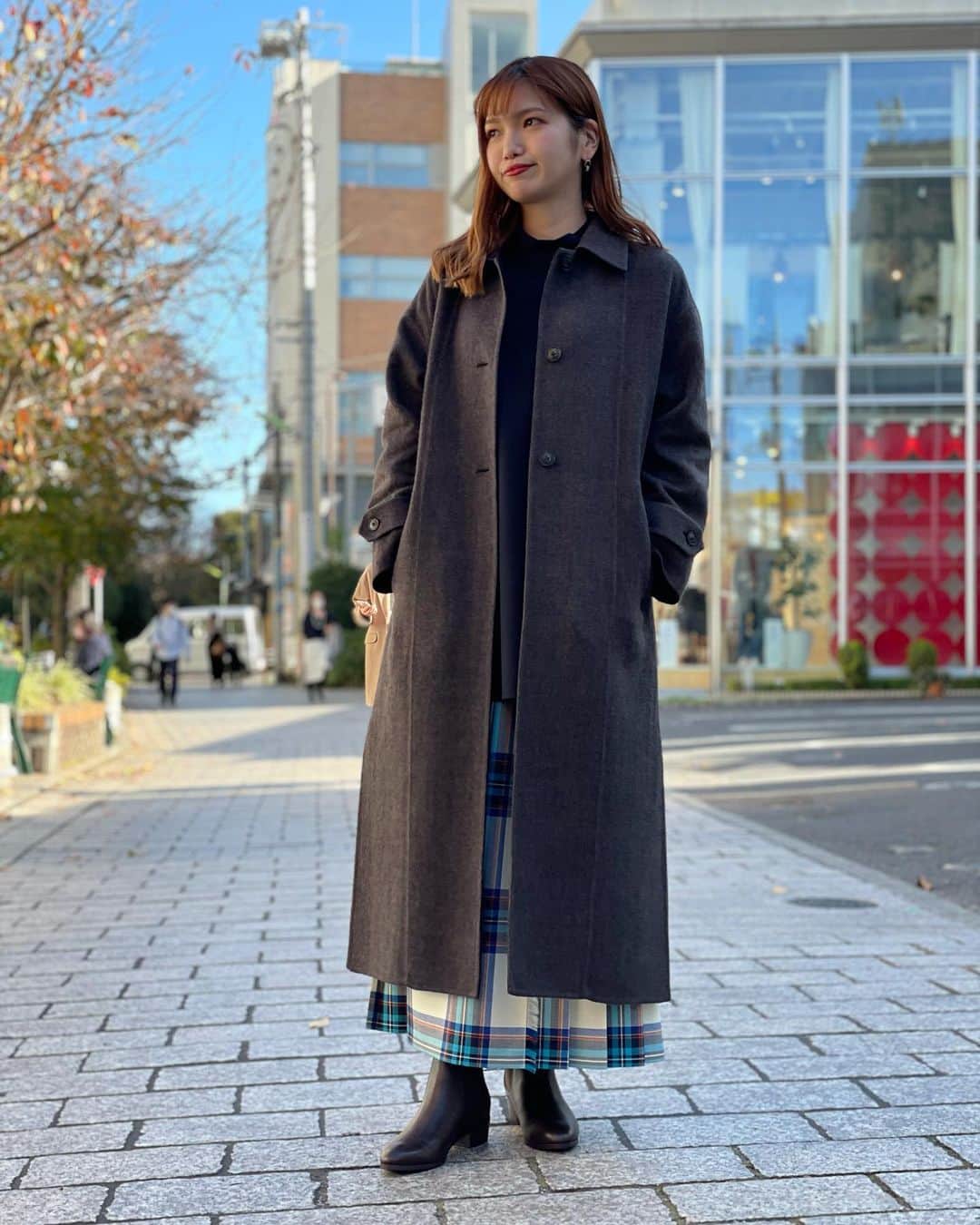 green label relaxing 自由が丘店さんのインスタグラム写真 - (green label relaxing 自由が丘店Instagram)「【WOMEN's Styling】 . . outer 〈BRACTMENT〉 3625-137-1694 ¥32,000+tax . shirt 〈SACRA〉 3611-599-1674 ¥23,000+tax ※自由が丘店限定アイテム . skirt 〈O'NEIL OF DUBLIN〉 3624-499-2020 ¥25,000+tax ※自由が丘店限定アイテム . shoes 3631-199-1507 ¥9,900+tax . . ▫️営業時間 11:00-19:00 . . ☎︎03-5731-8531 お電話にて通販も承っております。 .  #unitedarrows  #ユナイテッドアローズ #greenlabelrelaxing  #グリーンレーベルリラクシング #jiyugaoka #自由が丘  #instafashion #styling #ootd  #glr_jiyugaoka_snap #glrsnap #glrsnap_women」11月27日 19時00分 - glr_jiyugaoka