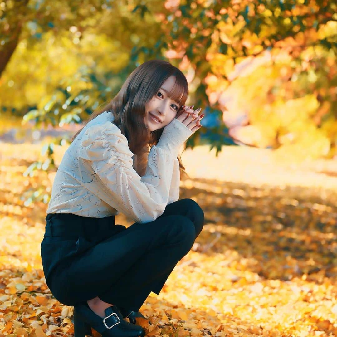 りつさんのインスタグラム写真 - (りつInstagram)「紅葉デート🍁♡  #ポートレート」11月27日 19時03分 - ritsu_cosplay