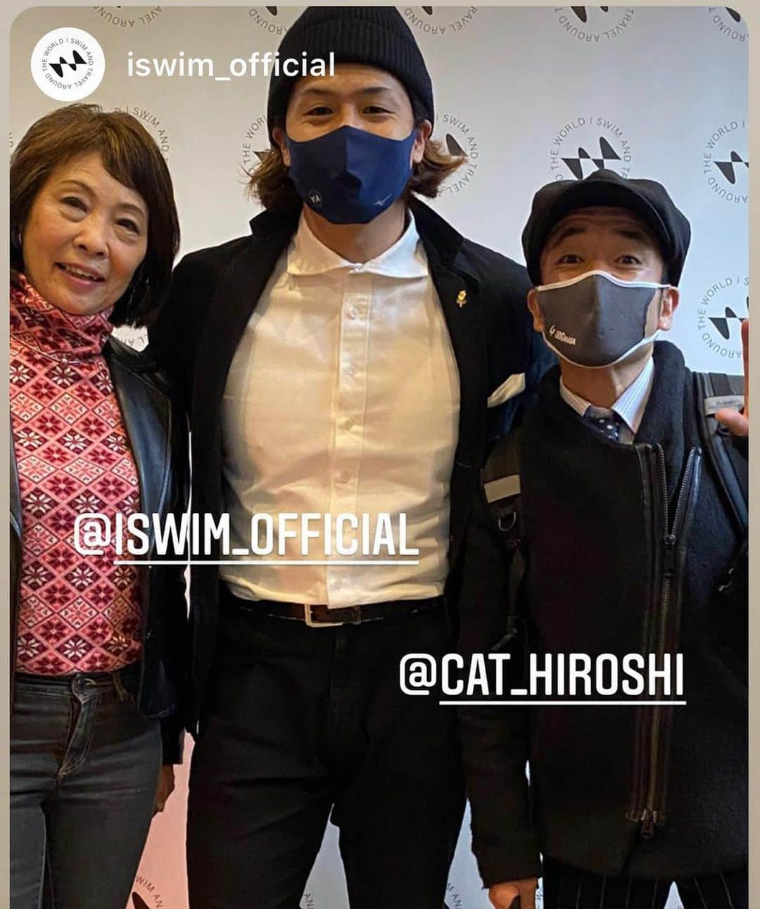 猫ひろしさんのインスタグラム写真 - (猫ひろしInstagram)「午前中キロ4分半で１５キロ。  夜は神保町ハイテクタウンさん、低酸素室で60分ラン。  やっと足の痛みなくここまで復活できた！  引き続き、休息、栄養、練習頑張ろう。  午後から友達でオープンウォーターのロンドン、リオ五輪の日本代表選手　Yasu君のお店で買い物。  自分にご褒美でデニム素材のスーツ購入。  ただ私が小さすぎるから、オーダーにしていただいた！  ありがとうございます！おじさんもっと大きくなります！  めちゃくちゃカッコいいスーツ！  気合い入るぜ！  帰り渋谷を久しぶりに散歩猫したんだけど、いつの間に渋谷こんなに変わってたんだ！  事務所が渋谷だし、時々ジョギングで渋谷通るけど、ゆっくり見たら、こんなに変わってると思わなかった！  かなりの浦島太郎感‼︎  やっぱり色々見ないとダメだな  織田裕二も昔、  事件は会議室で起こってるんじゃない！現場で起こってるんだ！  って言ってたからな。  寺山修司も  書を捨てよ町へ出よう！  とか言ってたからな。  あと  スナフキンが確か  あてはないのさ、気の向くまま、風の吹くまま、ぶらぶらとね。  みたい事言ってたからな。  とにかく走って、歩こう。」11月28日 5時06分 - cat_hiroshi