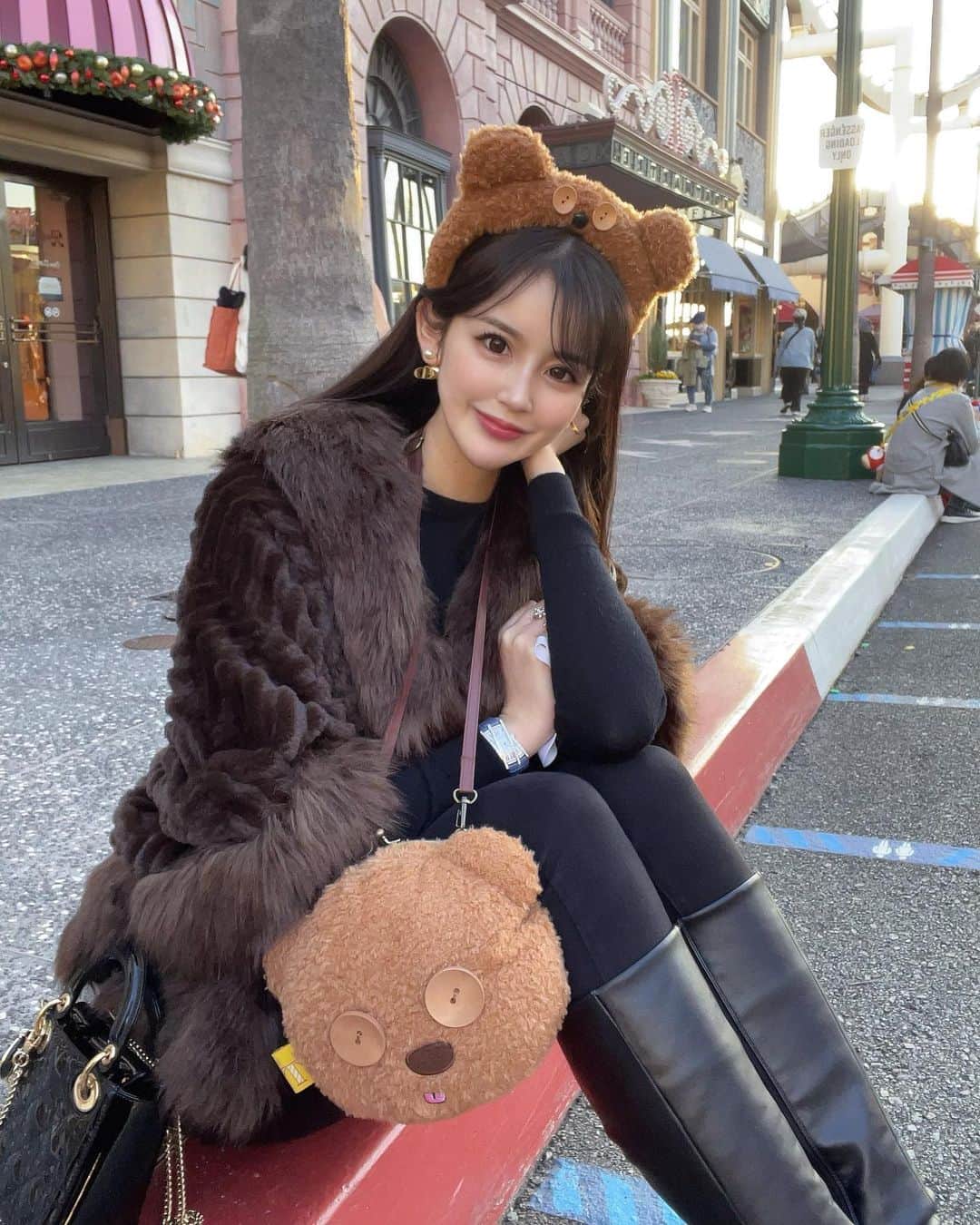 沙月のインスタグラム：「. . USJ🐻 . . 年パス欲しいな❤︎ . .  #usj #universalstudiosjapan  #ユニバ #ティム」