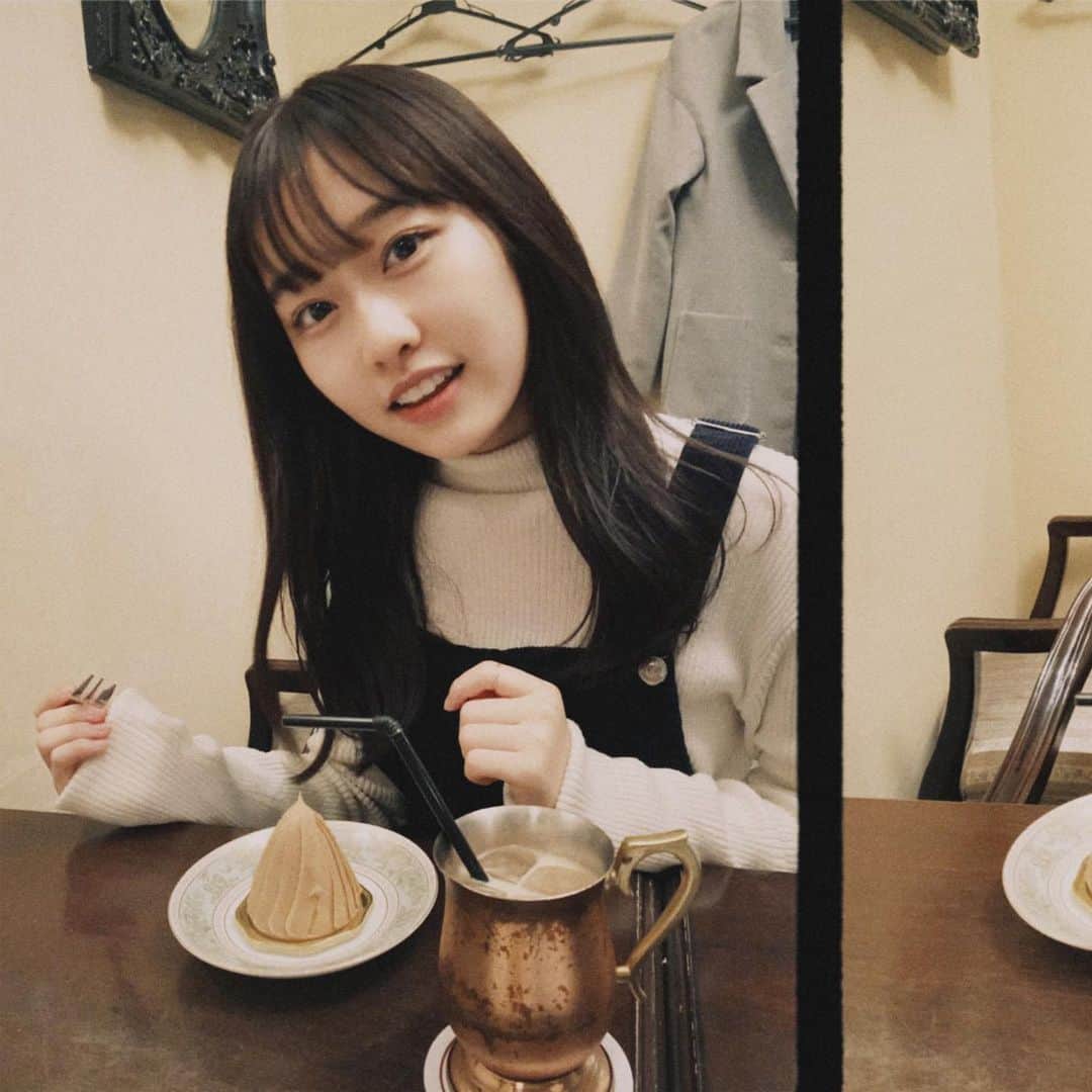 としお理歩さんのインスタグラム写真 - (としお理歩Instagram)「ママとケーキ食べてきた☕️☺︎」11月27日 21時28分 - riho_toshio