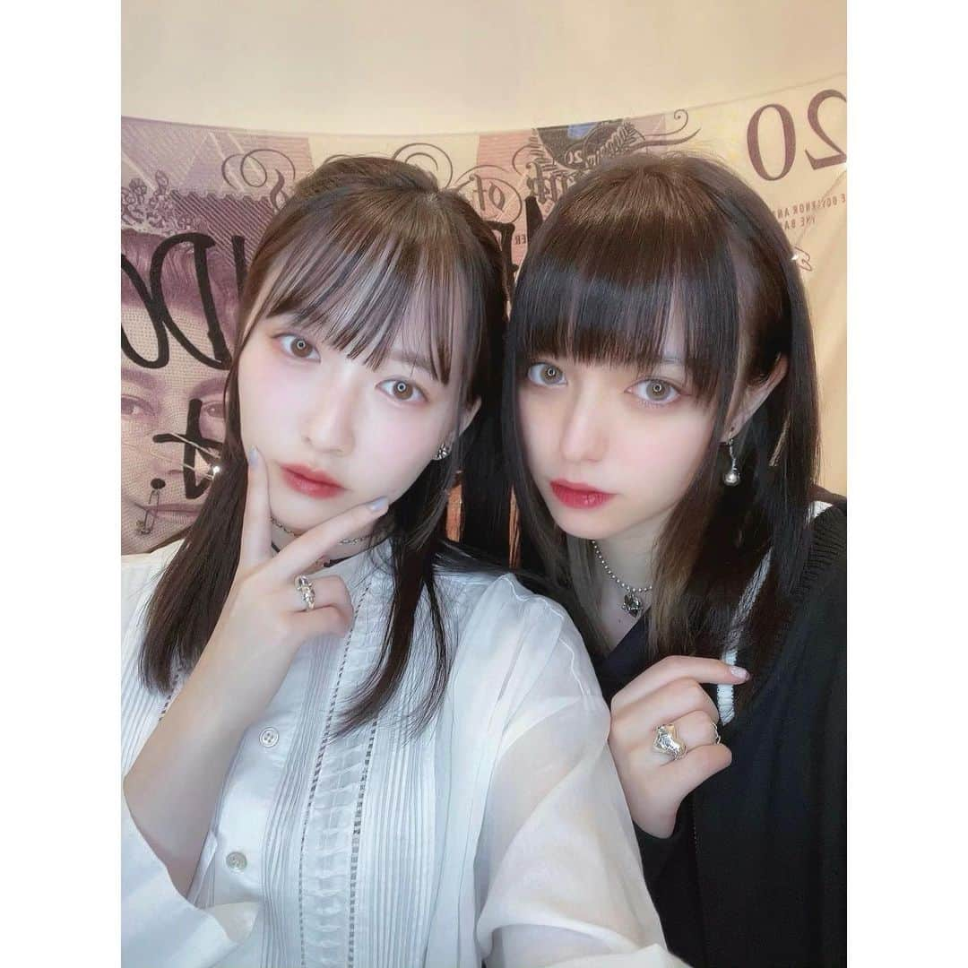 越智ゆらの（ゆらゆら）さんのインスタグラム写真 - (越智ゆらの（ゆらゆら）Instagram)「展示会いてきた！ @aliceblack_norimi  #Aliceblack」11月27日 21時50分 - yula1018