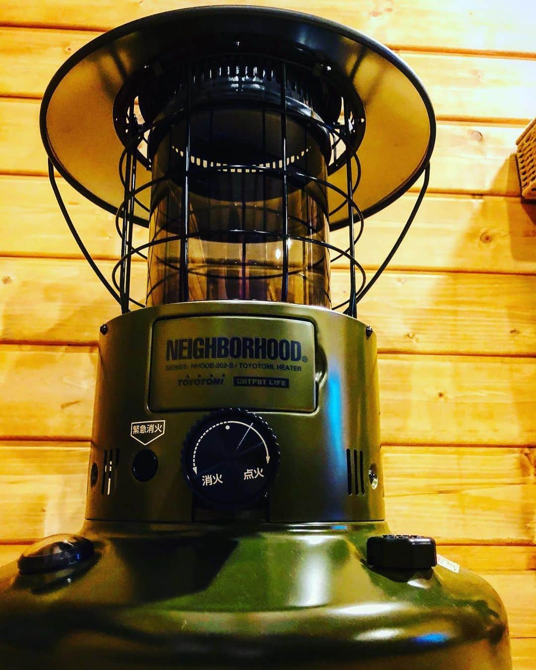 のインスタグラム：「#nighborhood #toyotomiストーブ #ネイバーフッド #冬支度 @neighborhood_official」