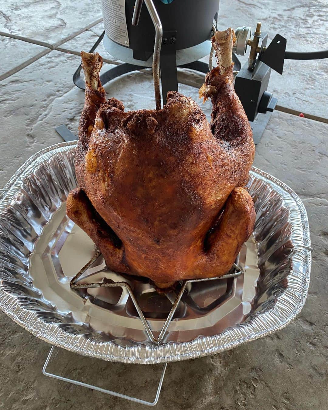 ウォーレン・Gさんのインスタグラム写真 - (ウォーレン・GInstagram)「When I say bite through I mean crunchy skin to tender seasoned to the bone Turkey WOW! I wish I could show the Turkey cut up but my family got to it so quick so fast. @sniffingriffinsbbq」11月27日 22時20分 - warreng