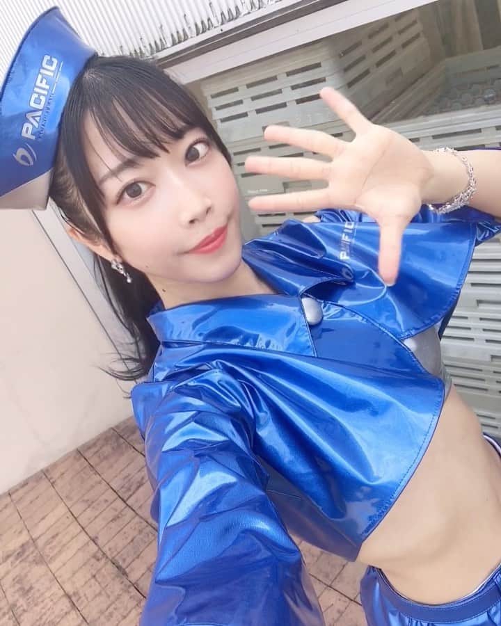 西井綾音のインスタグラム：「.  明日からはSUPERGT 最終戦✨ Pacific Fairiesは現地で応援します！📣 . . . . . また、最終戦ではレースクイーン大賞の現地投票が行われます！ . . . 現地でギャルパラを購入すると、1冊につき追加で10pt分の投票券がついてきます！(=20pt) . . . 現地に来る方はぜひ沢山購入して投票してくれたらうれしいです😭💓 投票したよ！って方はツイッターのDMに写真を送ってね✨✨ . . . 新人賞も！コスチューム部門も！ そして、9号車の応援宜しくお願いします✨ .  . . . . . . . . . . . . #西井綾音 #レースクイーン大賞 #グラビア #pacificfairies  #ふともも #コスプレ #コスプレイヤー #インスタグラビア #撮影会モデル  #レースクイーン #くびれ #supergt  #cosplay  #cosplaygirl #cosplayer  #idol #animecosplay #kawaii #kawaiigirl  #japanesegirl #model #anime  #lfl #likeforfollow #l4l #角色扮演  #动漫 #코스프레 #性感」