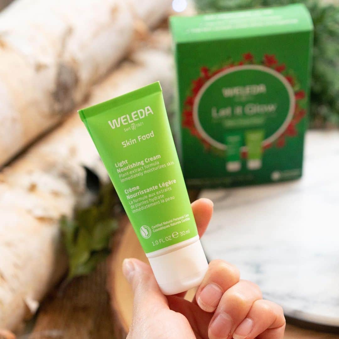 Weledaのインスタグラム：「Black Friday starts NOW! ✨ Enjoy 25% off + receive a FREE 1oz Skin Food Light with a $50 purchase, while supplies last. (Offer excludes all items that contain Skin Food Original 2.5 oz)」