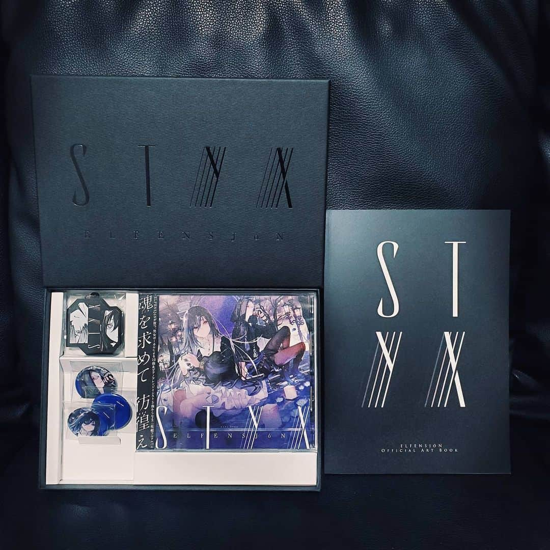 ユウのインスタグラム：「ELFENSJÓN New CD 「STYX」  10. LUNATIC MIRAGE にてヴァイオリン収録で参加🎻  #ELFENSJON #ELFENSJÓN」