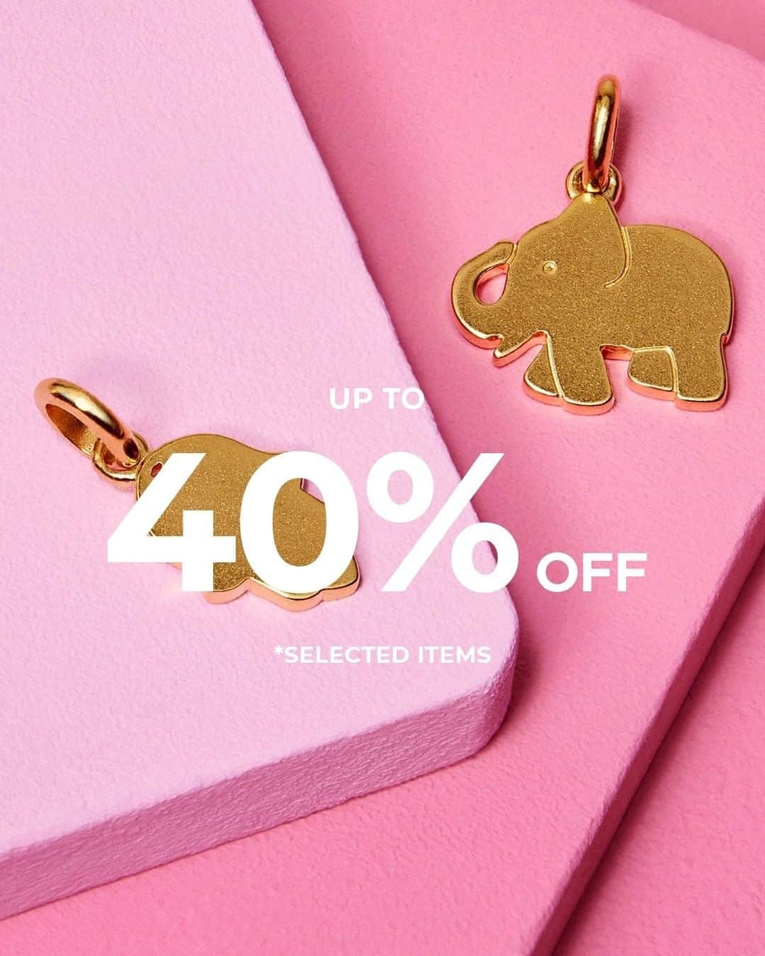 トウスのインスタグラム：「Today is Black Friday! Enjoy discounts up to 40% on selected items, enjoy 10% off with the purchase of two or more products and get an extra 10% off your next purchase. Don’t miss out our discounts on tous.com and at TOUS stores. Find out #TOUSBlackFriday dates on tous.com. Link in bio. #TOUSJewelry #TOUSLovers」