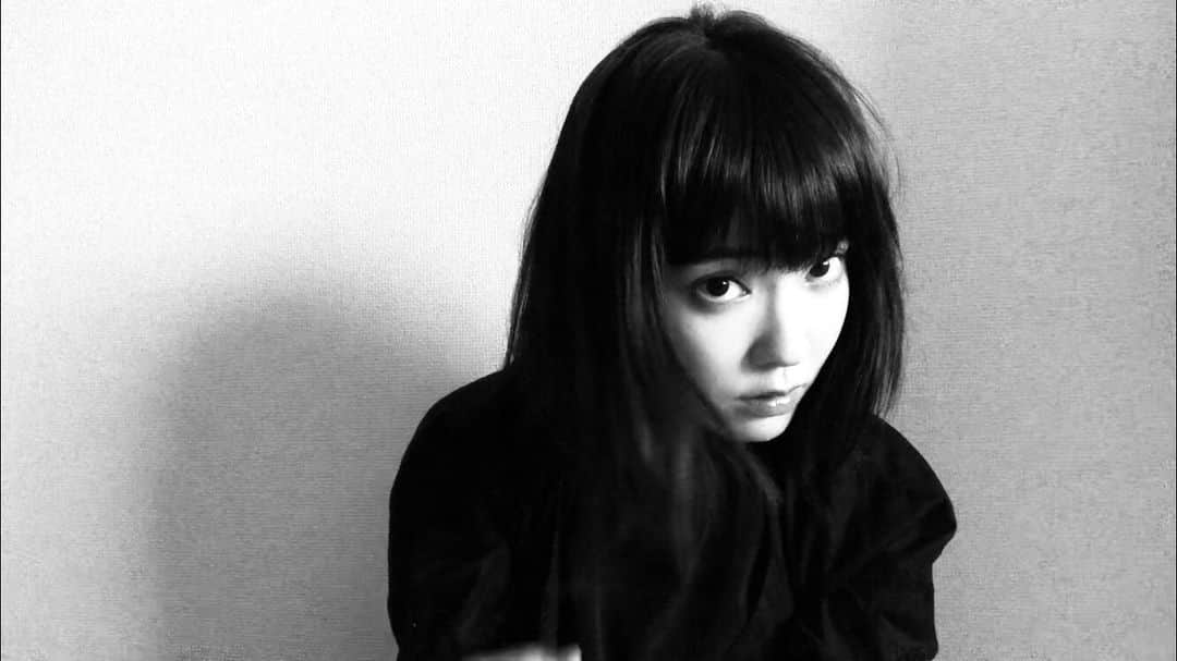 小向なるのインスタグラム