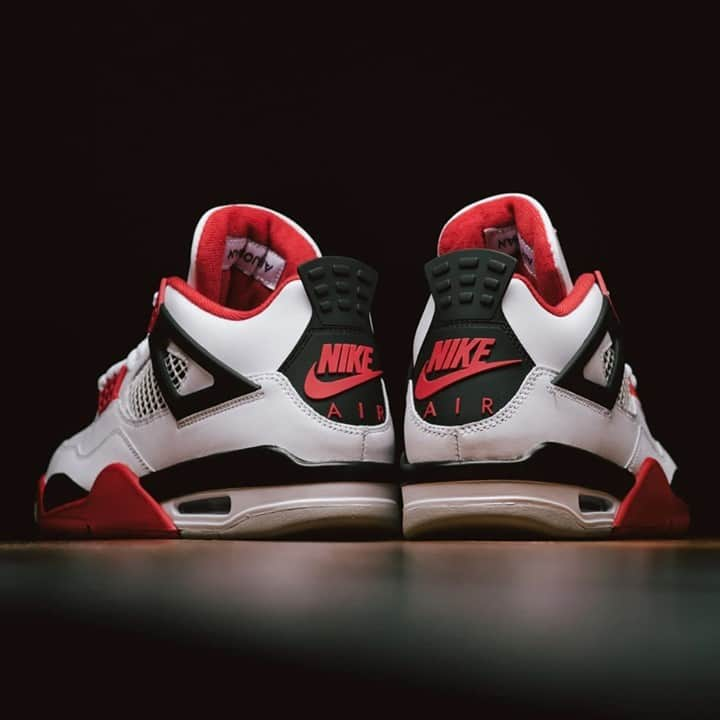 Sneaker Newsさんのインスタグラム写真 - (Sneaker NewsInstagram)「The wide global release for the Air Jordan 4 Retro "Fire Red" is finally here. Dropping on 11/28 at 10am ET, this icon from 1989 returns in original form at @jumpman23 retailers globally. Tap the link in our bio for the store list.」11月28日 0時02分 - sneakernews