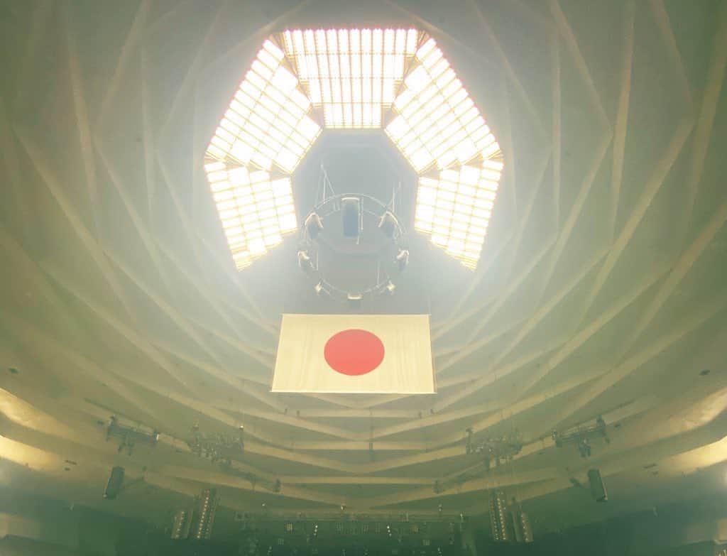 のインスタグラム：「King Gnu武道館2days 特別な二日間になった みんなありがとう」