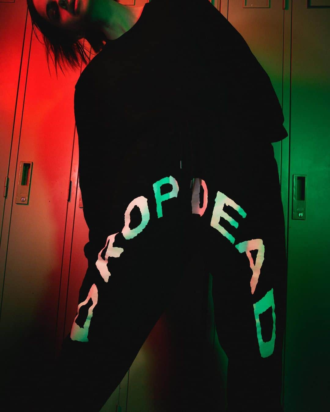 オリヴァー・サイクスさんのインスタグラム写真 - (オリヴァー・サイクスInstagram)「DROP DEAD “HOLIDAY” HAS DROPPED LINK IN BIO DROPDEAD.WORLD shoot by @s_h_u_r」11月28日 0時09分 - olobersykes