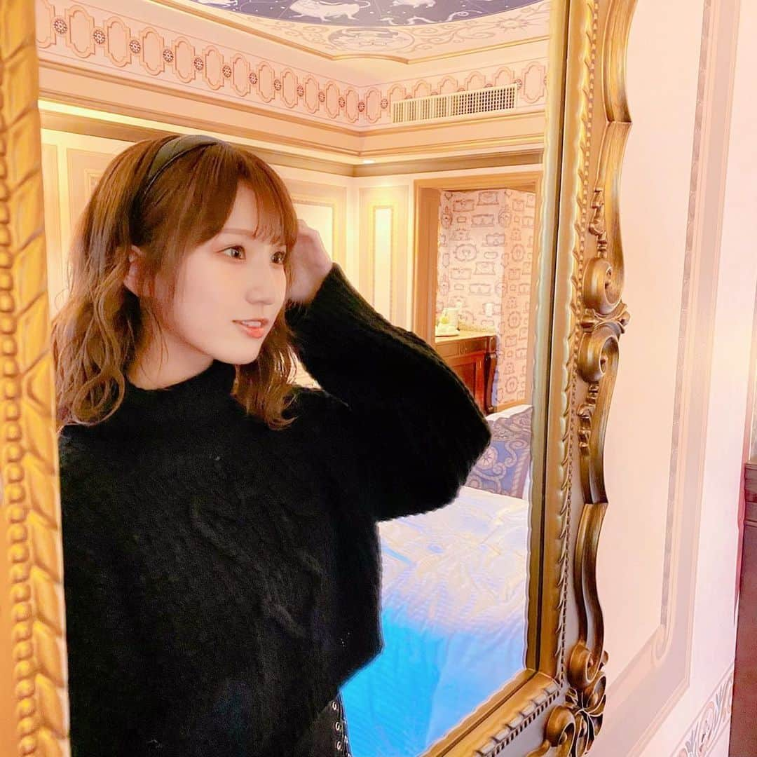 田辺真南葉さんのインスタグラム写真 - (田辺真南葉Instagram)「𝐃𝐢𝐬𝐧𝐞𝐲𝐒𝐞𝐚 ／ 𝐇𝐎𝐓𝐄𝐋 𝐌𝐈𝐑𝐀𝐂𝐎𝐒𝐓𝐀 . . . #hotelmiracosta#miracosta#TDS#tokyodisneysea#disneysea#tokyodisneyresort#disney#instadisney#disneygram#mickeymouse#mickey#ホテルミラコスタ#ミラコスタ#ディズニーシー#東京ディズニーシー#ディズニー#ディズニーフード#ミッキー#ミッキーマウス#ヴェネツィアサイド #meltthelady #メルト #melt #メルトザレディ#ルミネ #LUMINE」11月28日 0時47分 - manaha_tanabe