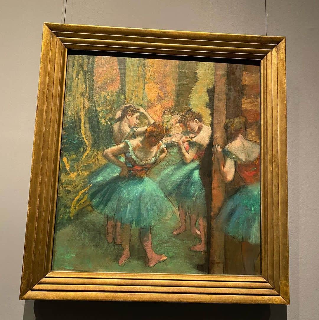 倉永美沙さんのインスタグラム写真 - (倉永美沙Instagram)「Degas vs Hokusai and some more beautiful things 🌟 ドガと北斎🌊 #beauty #history #ballerina #ballerinalife #ballet #balletdancer #painting  #arts」11月28日 6時24分 - misakuranaga