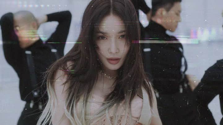 R3habのインスタグラム：「Chung Ha x R3HAB - Dream Of You 🔥🔥」