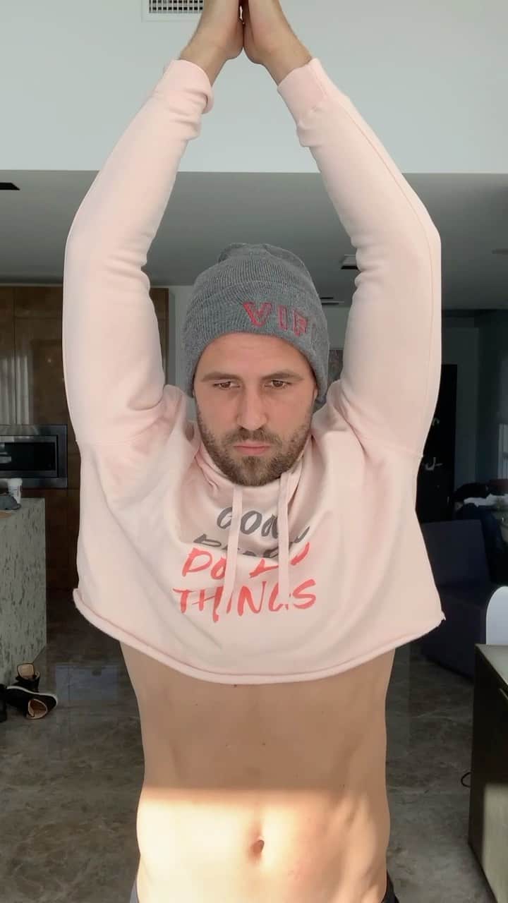 ニック・ビオールのインスタグラム：「Per my contract I am required to model All Merch for @viallfiles ...even crop tops. We also have hats. Will look better on you.」