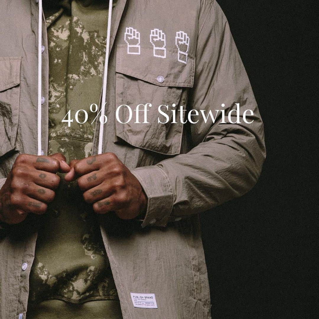 のインスタグラム：「40% off everything now on the site. It’s only once a year we will discount everything. . . . . #publishbrand #todayfortomorrow #blackfriday」
