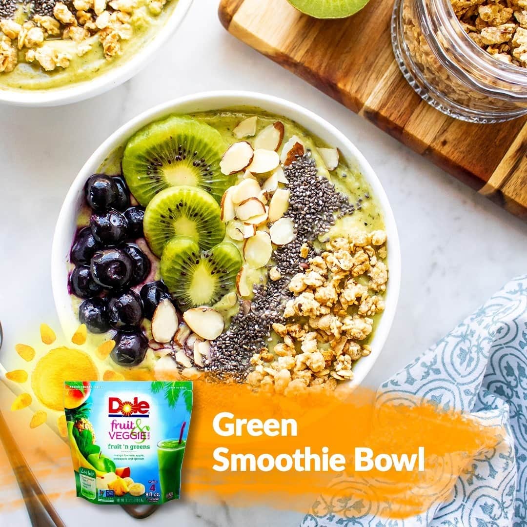 Dole Packaged Foods（ドール）のインスタグラム：「Yesterday: gravy. Today: greens…and maybe a few leftovers. 😉  INGREDIENTS: 2 cups DOLE® Frozen Fruit ’n Greens 1/2 cup coconut milk 1/4 avocado, peeled and pitted 2 teaspoons granola 1 tablespoon sliced almonds 2 teaspoons chia seeds 1/4 cup DOLE® Frozen Blueberries, partially thawed 1 kiwi fruit, peeled and sliced 2 teaspoons agave nectar or honey  DIRECTIONS: 1) Combine frozen fruit blend, coconut milk, and avocado in blender. Cover; blend until smooth, scraping down sides as needed. 2) Top smoothie bowls with granola, almonds, chia, and fruit. Drizzle with agave nectar.�」