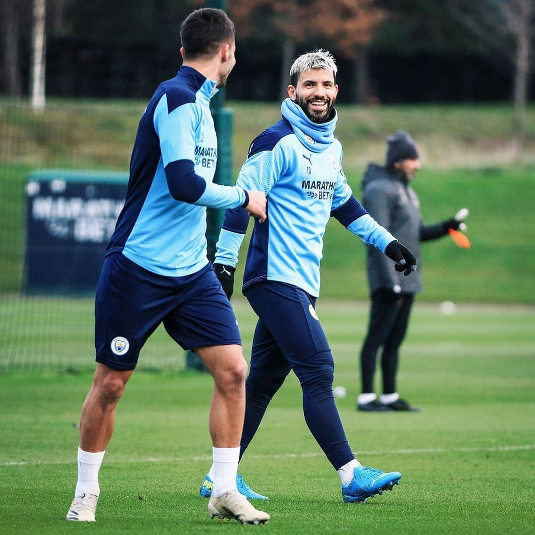 マンチェスター・シティFCさんのインスタグラム写真 - (マンチェスター・シティFCInstagram)「Cold one today 🥶 #mancity」11月28日 2時16分 - mancity