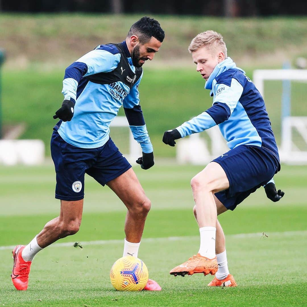 マンチェスター・シティFCさんのインスタグラム写真 - (マンチェスター・シティFCInstagram)「Cold one today 🥶 #mancity」11月28日 2時16分 - mancity