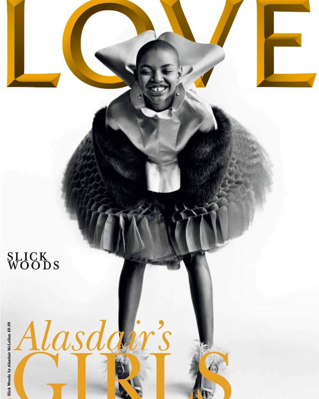 LOVE MAGAZINEさんのインスタグラム写真 - (LOVE MAGAZINEInstagram)「17.5 SPECIAL EDITION」11月28日 3時41分 - thelovemagazine