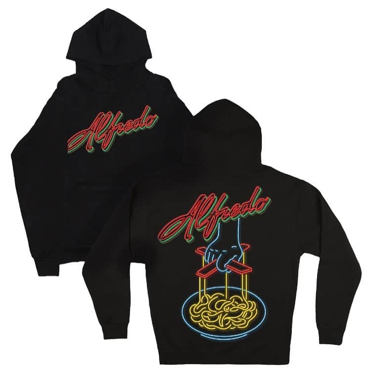 Freddie Gibbsのインスタグラム：「Alfredo Neon Hoodies now available at Alfredo’s Ristorante & Marketplace  Link in Bio 🍝🏆」