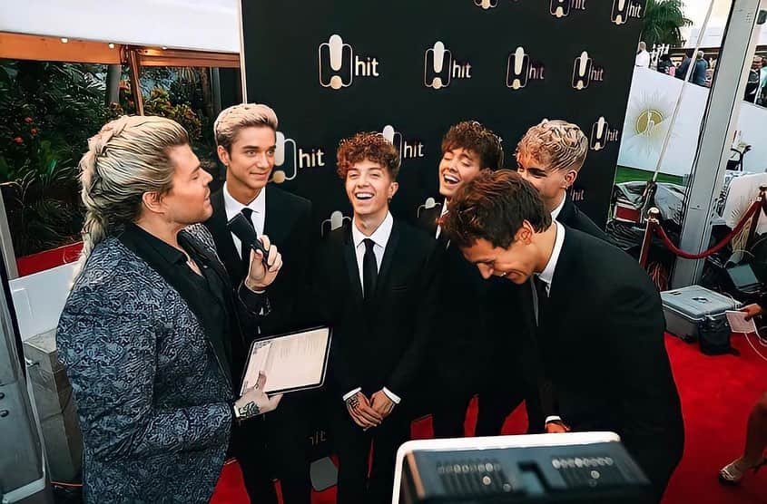 Jonahmaraisのインスタグラム：「just found these pictures in my camera roll and i miss these times so much. so excited to get back to our crazy shenanigans when the state of the world allows.」