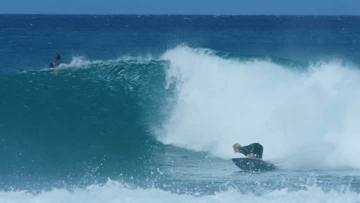 ジョン・ジョン・フローレンスのインスタグラム：「Thankful for waves」