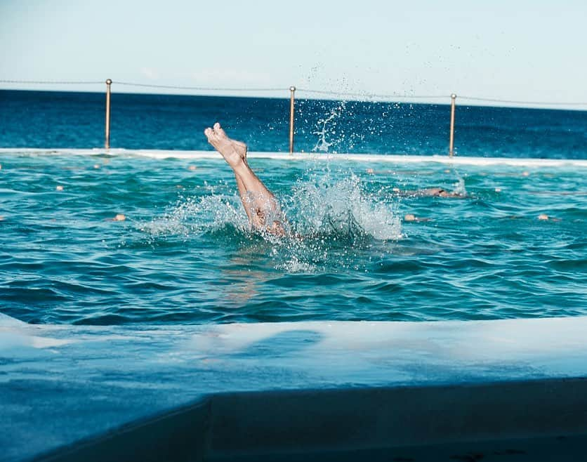 マイケル・クリムさんのインスタグラム写真 - (マイケル・クリムInstagram)「Sydney scorcher... the only way to keep cool! #skinfitness @klimbymichaelklim」11月28日 14時05分 - michaelklim1