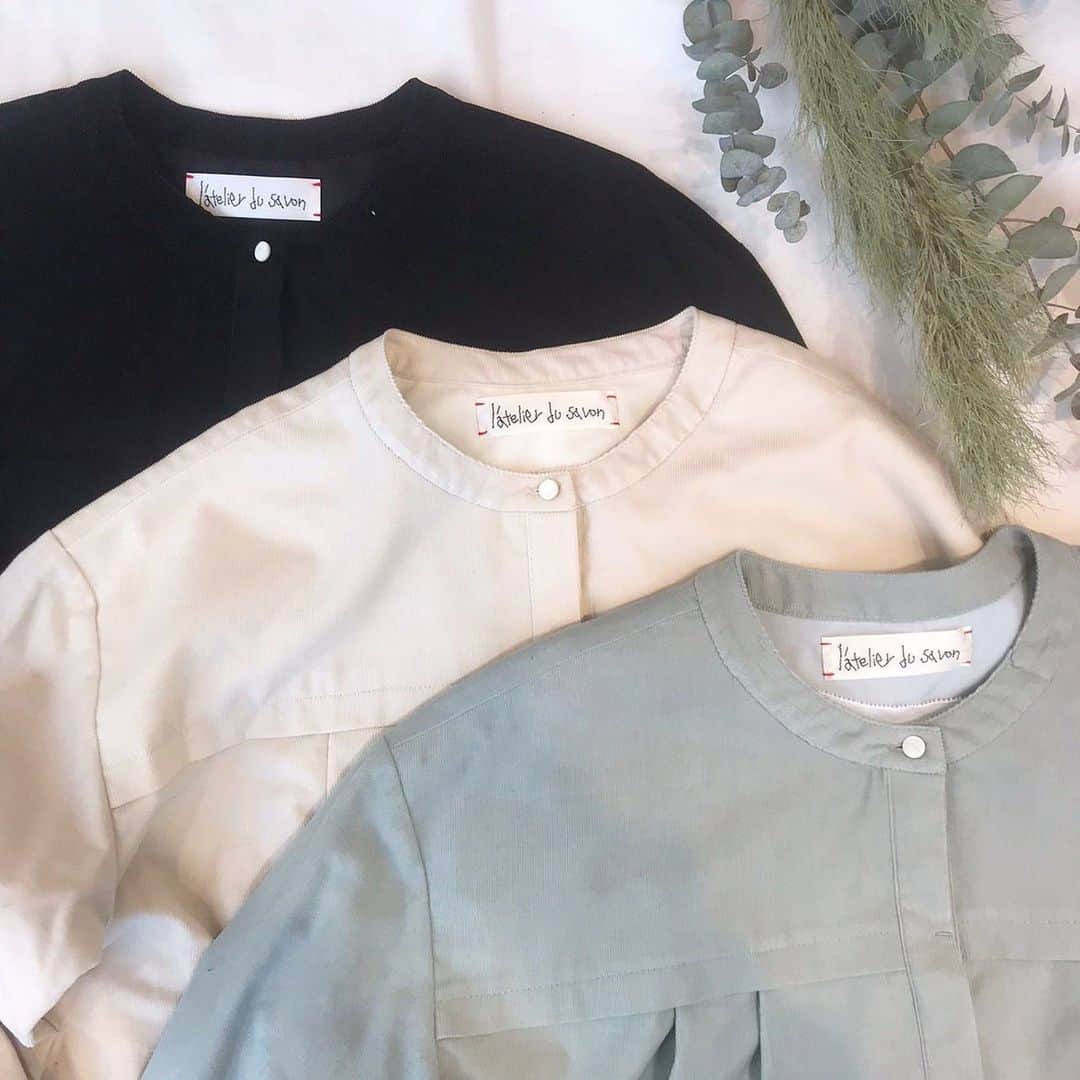 l'atelier du savonさんのインスタグラム写真 - (l'atelier du savonInstagram)「. . // staff coordinate // . .  コーディネートが一気に 秋冬らしくなる コーデュロイのシリーズ。 カジュアルにも 少しきれいめにも合う 細めのコーデュロイで ブラウスはタートルニットや コットンブラウスを 中に合わせても◎ セットアップコーデもオススメです⭐︎ .  @latelierdusavon_  . . Ｃ／コーデュロイブラウス ¥11,800+tax . C/コーデュロイタックスカート ¥13,800+tax . . #latelierdusavon#アトリエドゥサボン #figlondon#フィグロンドン#iami#アイアムアイ#コーディネート#コーデュロイ#コーデュロイコーデ#セットアップ#セットアップコーデ」11月28日 14時32分 - latelier_du_savon_official