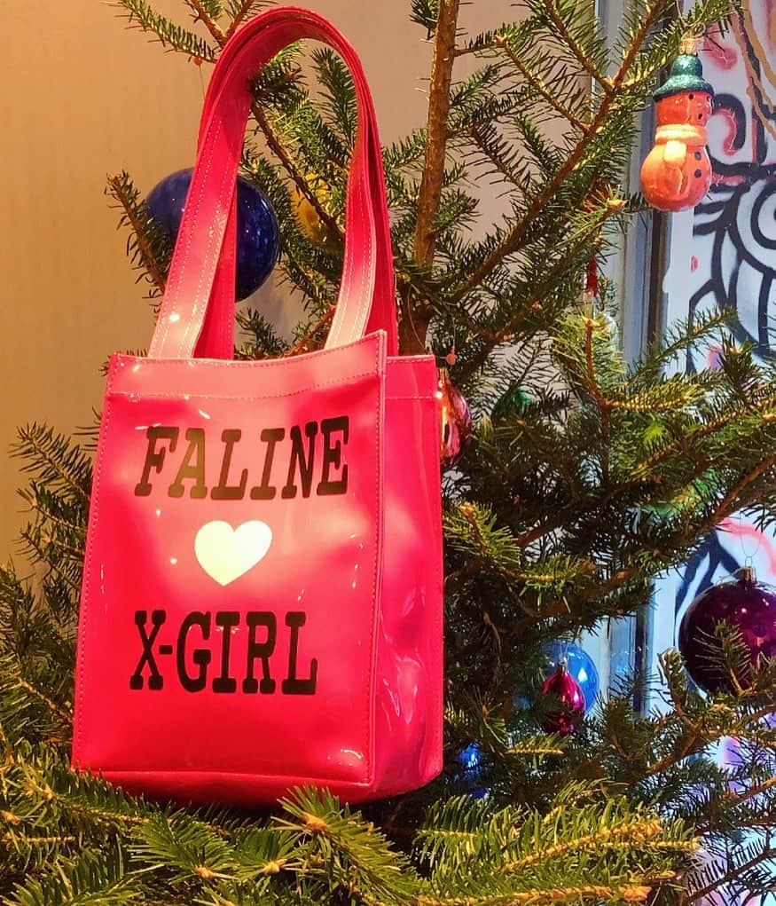falinetokyoさんのインスタグラム写真 - (falinetokyoInstagram)「FALINE x X-GIRL ❤️💕💕  #falinetokyo #xgirl #xmas」11月28日 15時00分 - falinetokyo