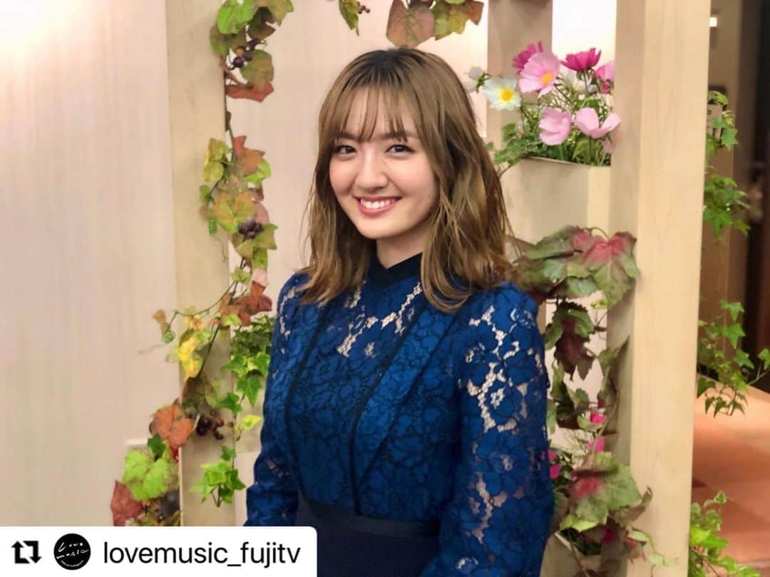 のインスタグラム：「まもなく放送です🥳11.29夜🌝by staff . . #Repost @lovemusic_fujitv with @make_repost ・・・ 鈴木瑛美子さん オフショットいただきました  明日よる24:30〜25:25放送✨ ☾ ※地域によって放送日程が異なります。 各放送局のHPにてご確認下さい。  #鈴木瑛美子 #インスタ限定 #オフショット #Lovemusic #ラブミュージック #フジテレビ」