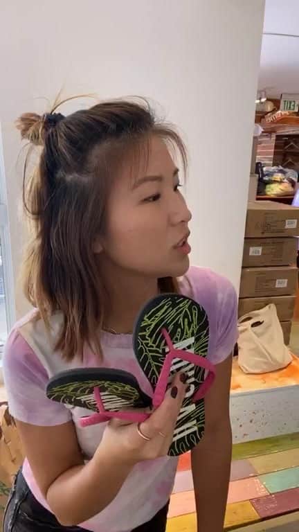 エビアン・クーのインスタグラム：「Watch the full video - details on the new product line, for you to see whats your favorite. Now you can purchase all at www.ILASWIM.US   *Yes we are shipping worldwide 🌎   Head over to @sigzanedesigns  @livehayn for specialty items.」