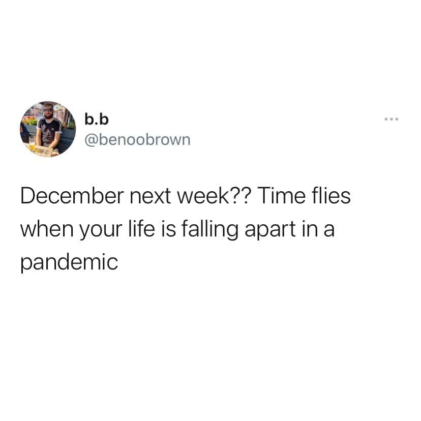 Average Parent Problemsのインスタグラム：「It’s going so fast I forgot to celebrate Thanksgiving. // Credit: benoobrown on twitter」