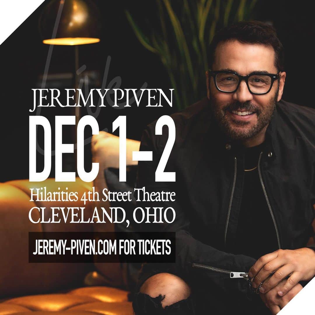 のインスタグラム：「If you happen to be anywhere near Cleveland and up for a laugh let’s get after it… can’t seem to find any direct flights to Cleveland from LA so I’m heading to the venue now and will hopefully make it there by Tuesday.」