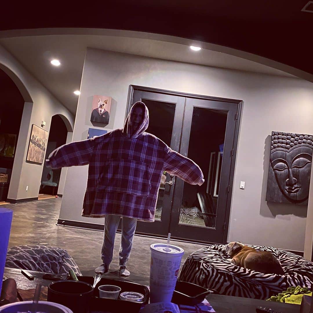 ティナ マジョリーノさんのインスタグラム写真 ティナ マジョリーノinstagram Quarantina A Full Vibe Fashionandfastfood