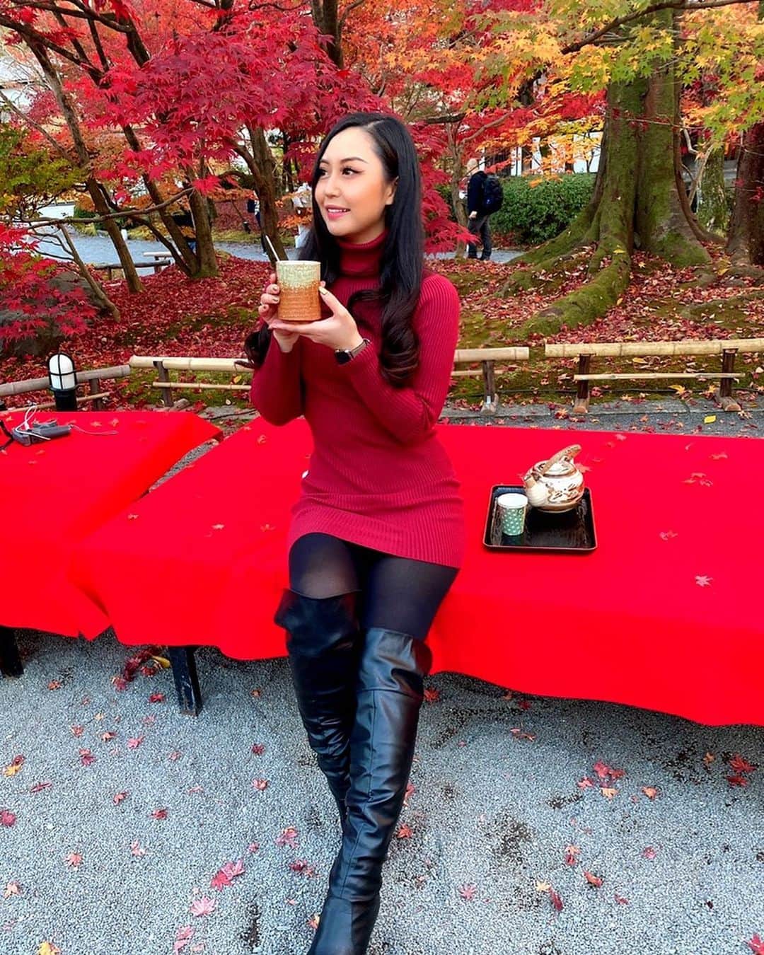 岩上愛美のインスタグラム：「永観堂で、紅葉狩り🍁 こことっても綺麗でした🥰  #kyoto #temple #momiji #autumnleaves #beautiful #color #京都 #紅葉狩り #紅葉 #お寺巡り #甘酒好き #ただの酒好き」