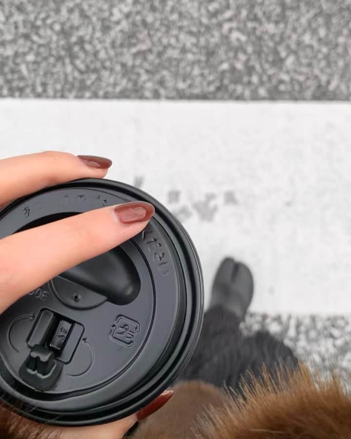奥平真衣のインスタグラム：「おはようございます☁️☕️」