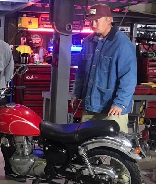 武蔵さんのインスタグラム写真 - (武蔵Instagram)「作戦会議。 自分のバイク作り、来年の春には完成させて走らせる！  #武蔵 #バイク #motorcycle #ftw  #venicecoffee」11月28日 11時47分 - musashi_k1karate