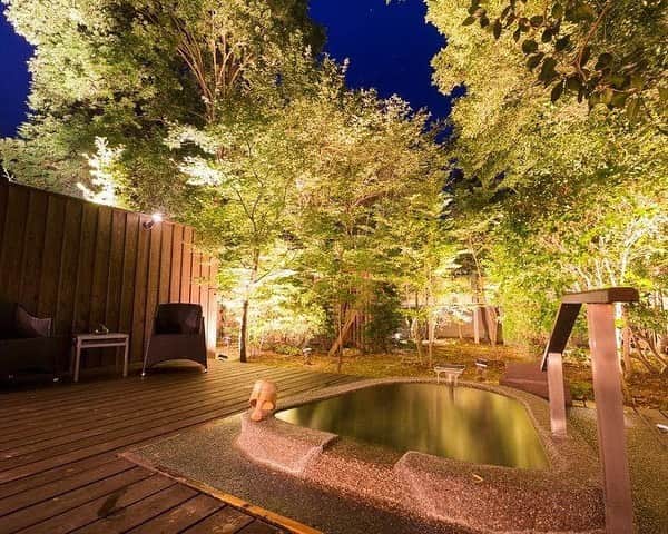 JAPAN TRIP 大人旅〜厳選の宿〜のインスタグラム：「． 静岡県中伊豆にある全室源泉掛け流し露天風呂付きの宿  「雲風々 - ufufu -」 @tsukigase.spa.ufufu   🗾静岡県伊豆市月ヶ瀬499-1  #伊豆 #月ヶ瀬 #雲風々 #ufufu  #温泉 #源泉掛け流し #露天風呂 #旅館 #露天風呂付き客室 #onsen #ryokan #hotel #japan #izu」