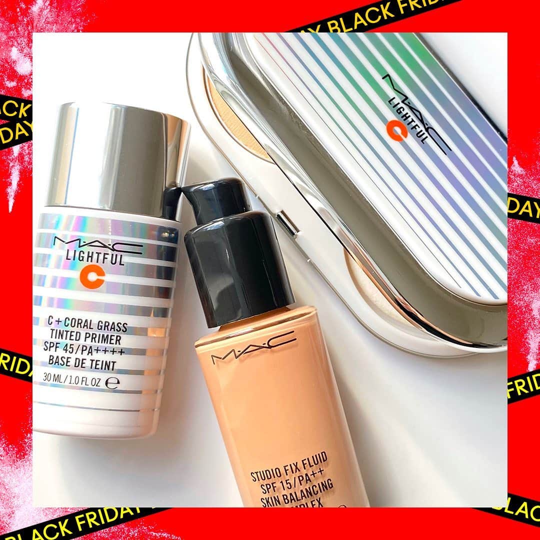 M∙A∙C Cosmetics Japanのインスタグラム：「本日の『#BLACKFRIDAY マストハブアイテム紹介② ベースメイク編』の#MACインスタライブ で使用した製品はこちらです👇 With @asami_makeup  ㅤ ご視聴いただいた皆さま、有難うございました✨まだの方はIGTVからぜひご覧くださいませ。 ㅤ 11月30日(月)23:59までの4日間、公式オンラインサイトにて、ホリデー製品を除く全製品を20%OFFでお買い求めいただけます✨年に一度のお得なチャンスをお見逃しなく📣 ㅤ 【ライブ使用製品】 ☑︎ライトフル C+ ティンティッド プライマー SPF 45 (→170ブラシ) ☑︎スタジオ フィックス フルイッド SPF 15  (→170ブラシ) ※ファンデーションポンプは別売りです ☑︎ライトフル C+ SPF 30 ファンデーション ※コンパクトは別売りです ☑︎M∙A∙C ミネラライズ スキンフィニッシュ / ライトスカペード(→159ブラシ) ☑︎ストロボクリーム  ピンクライト ☑︎グロー プレイ ブラッシュ / ソー ナチュラル (→170ブラシ) ☑︎フィックス+ ラディアンス ☑︎M･A･C クレンズ オフ オイル ㅤ #ブラックフライデー」