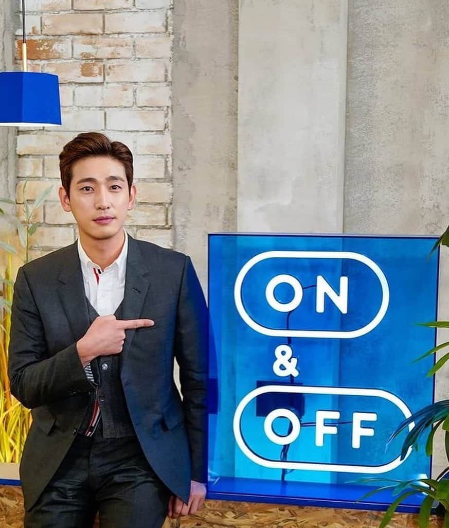 ユン・バクのインスタグラム：「- 오늘밤 10시 40분 #tvN #온앤오프 #onandoff - 진짜 오프여도 너무 오프........🤭」