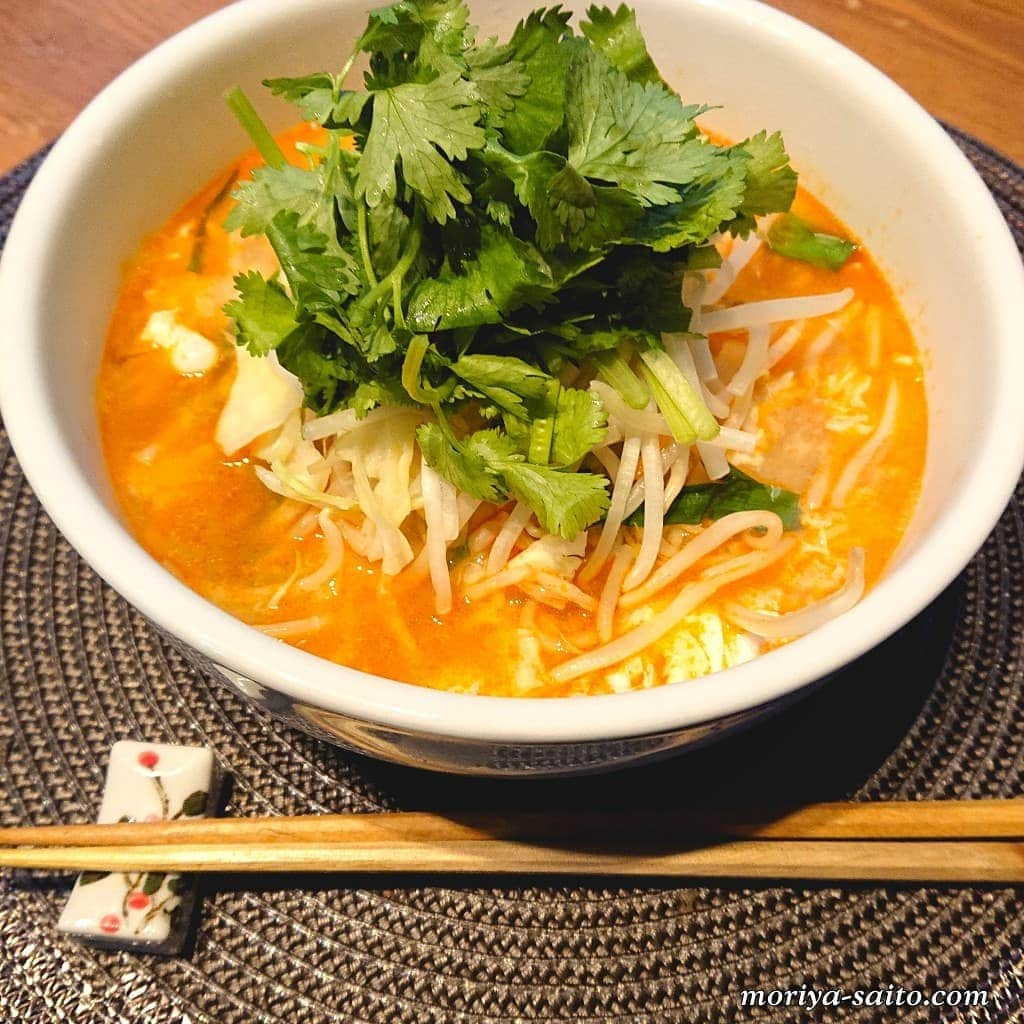 斎藤守也さんのインスタグラム写真 - (斎藤守也Instagram)「#昼麺  #酸辣湯麺  #サンラータンメン  #パクチー特盛  #パクチー通信  #斎藤守也  #moriyasaito  #MONOLOGUE  #モノローグ  #STORIES  #ストーリーズ」11月28日 13時23分 - moriya_monologue