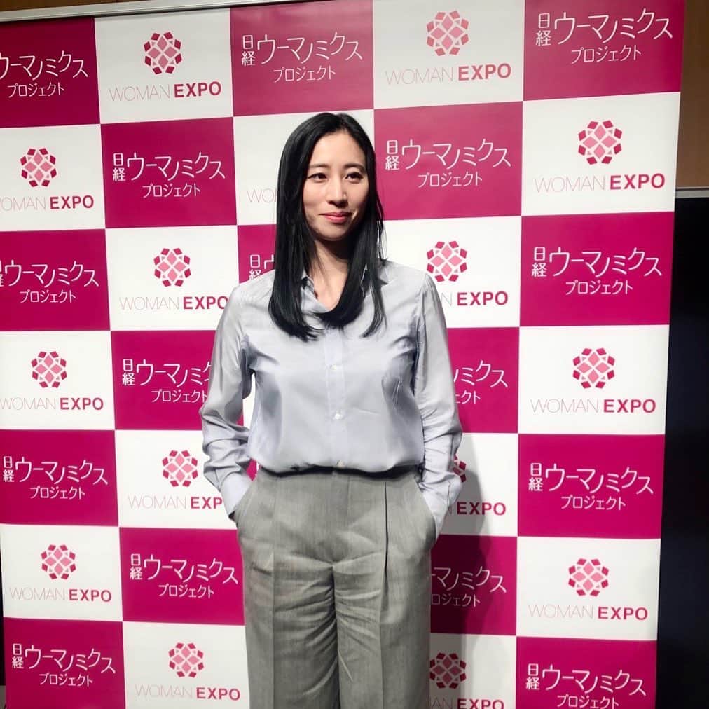 三浦瑠麗さんのインスタグラム写真 - (三浦瑠麗Instagram)「日経の #womanexpo に登壇して、自分の価値は自分で決める、というお話をしました。」11月28日 13時25分 - lullymiura